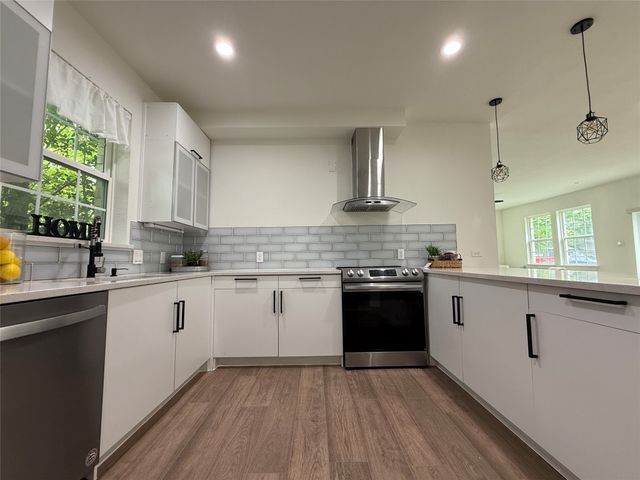 201 E 10th Street, Kaufman, TX 75142