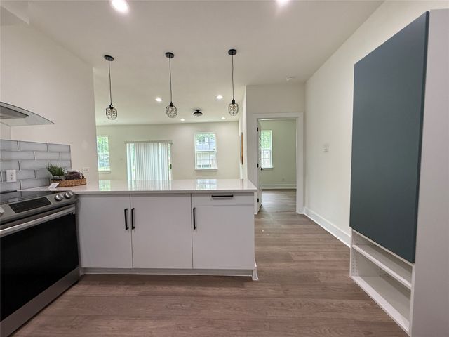 201 E 10th Street, Kaufman, TX 75142