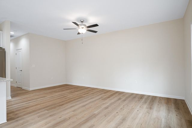 6134 Warren Newcomb, Radford, VA 24141