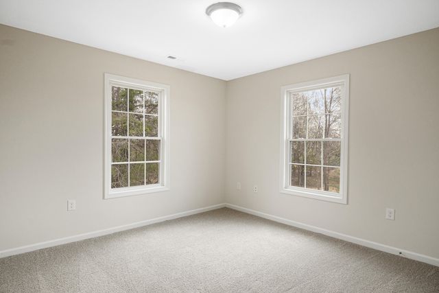 6134 Warren Newcomb, Radford, VA 24141