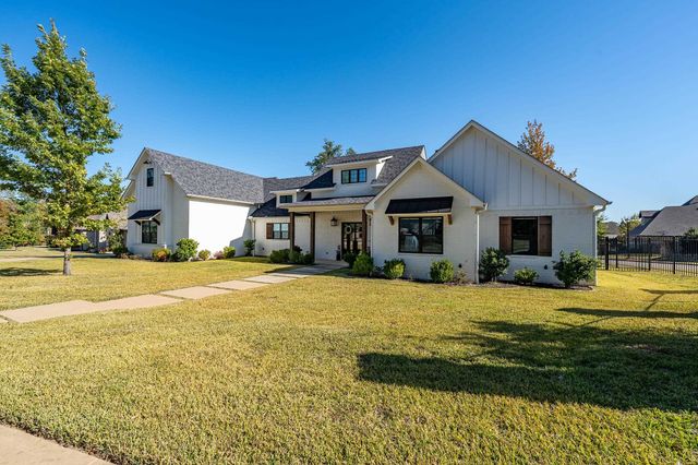 7580 Northlake Drive, Tyler, TX 75703