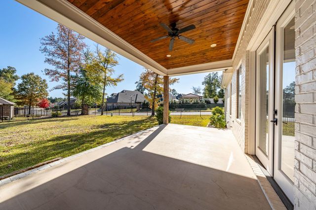 7580 Northlake Drive, Tyler, TX 75703