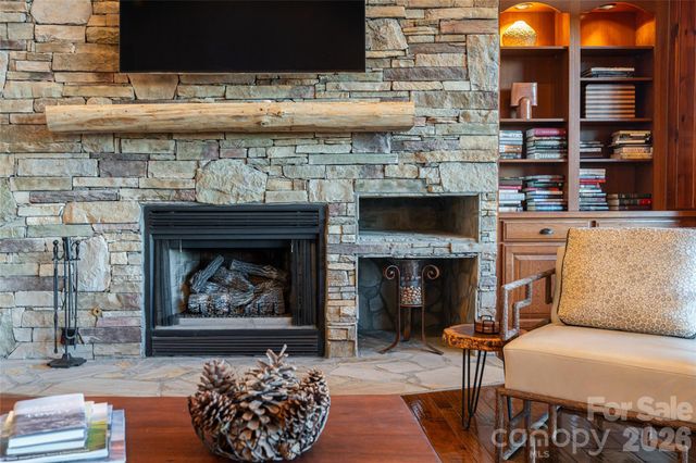 326 Summit Drive, Whittier, NC 28789