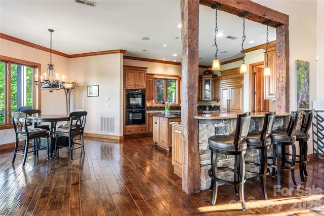 326 Summit Drive, Whittier, NC 28789