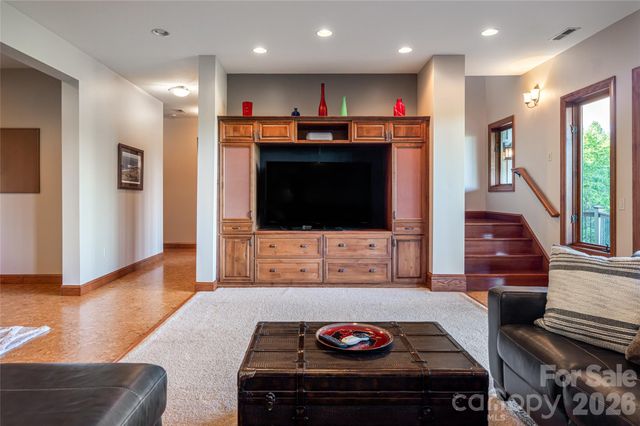 326 Summit Drive, Whittier, NC 28789