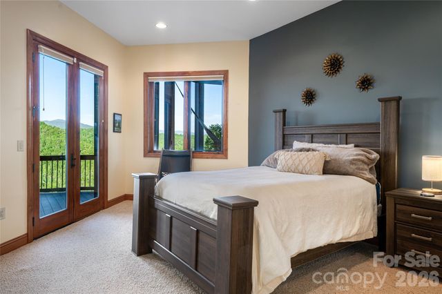 326 Summit Drive, Whittier, NC 28789