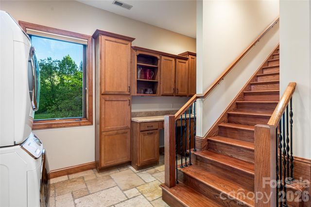 326 Summit Drive, Whittier, NC 28789