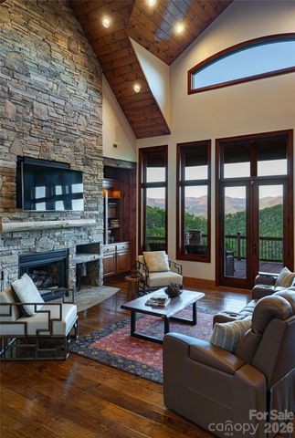 326 Summit Drive, Whittier, NC 28789