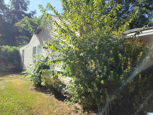 42 WILKES CIRCLE, Midfield, AL 35228