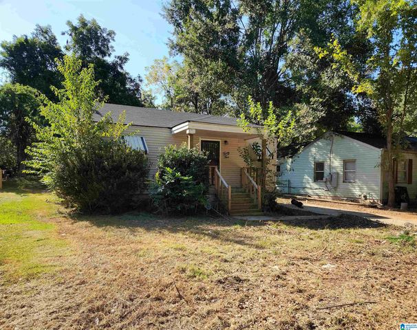 42 WILKES CIRCLE, Midfield, AL 35228