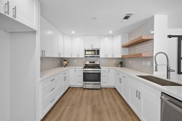 3001 Tern Drive, Galveston, TX 77551