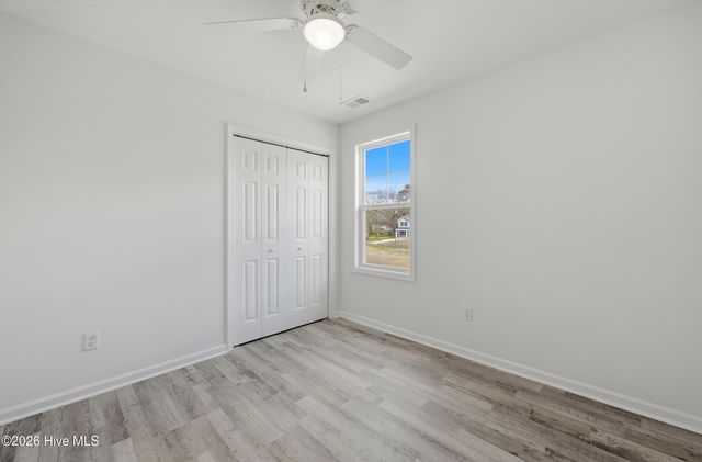 708 W Hayes Street, Burgaw, NC 28425