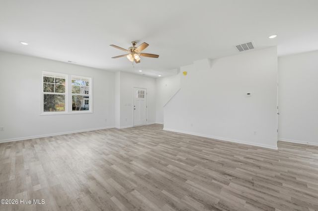 708 W Hayes Street, Burgaw, NC 28425