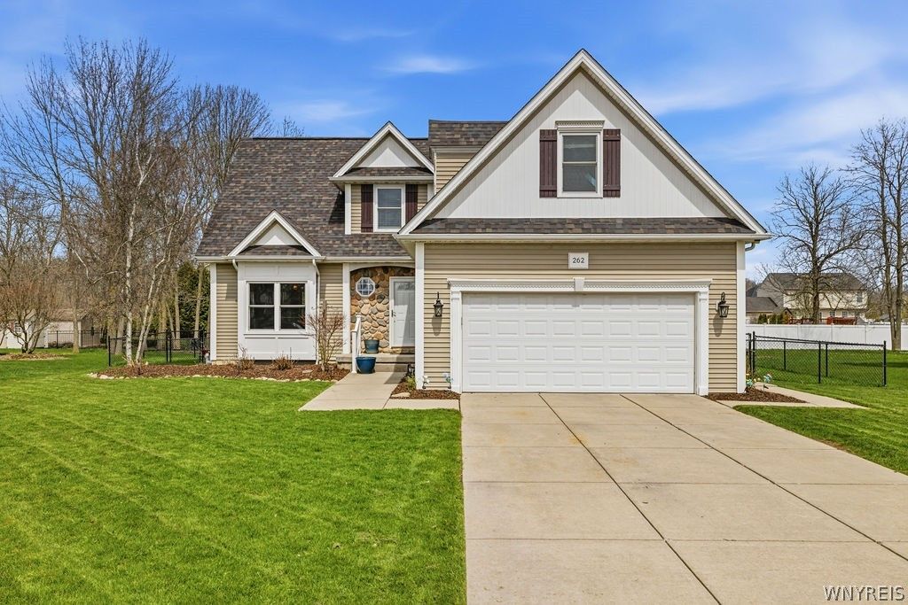 262 South Lane, Grand Island, NY 14072