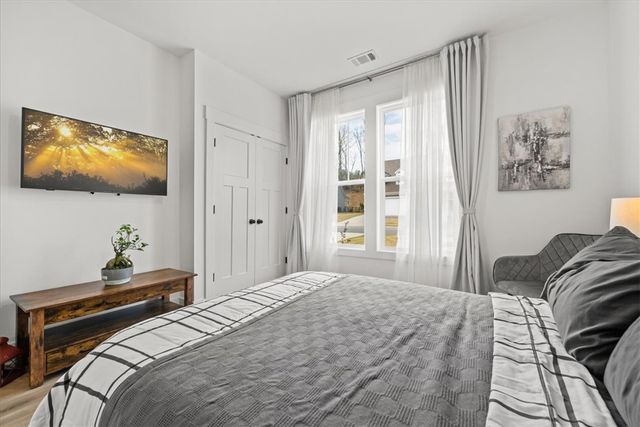 215 Founders Boulevard, Central, SC 29630