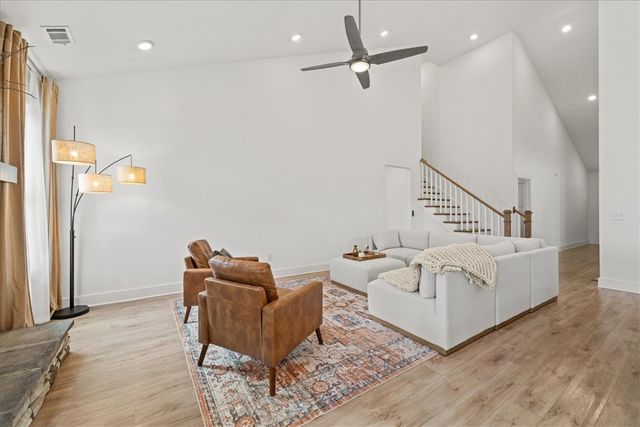 215 Founders Boulevard, Central, SC 29630