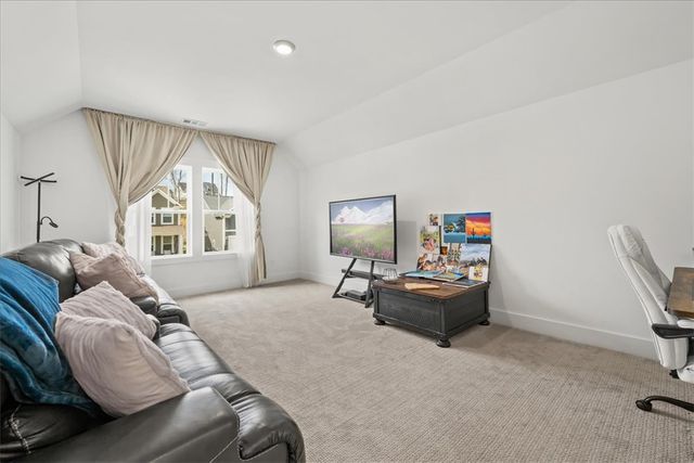 215 Founders Boulevard, Central, SC 29630