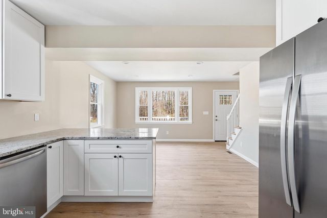 706 SUE GROVE RD, Baltimore, MD 21221