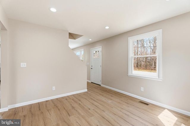 706 SUE GROVE RD, Baltimore, MD 21221