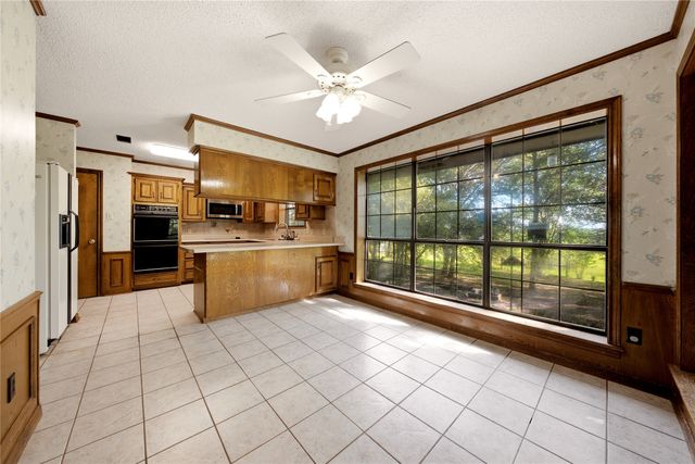 6231 County Road 4511, Athens, TX 75752
