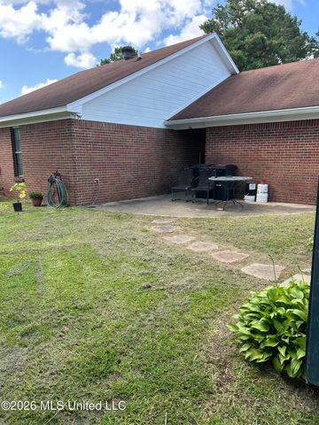 175 Riverbend Drive, Byram, MS 39272