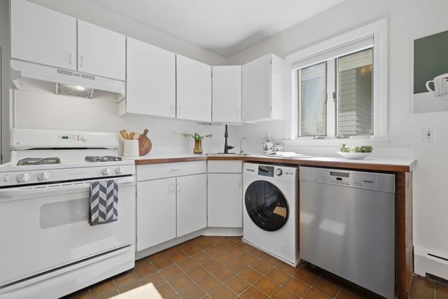 98 Allston Street 3, Cambridge, MA 02139