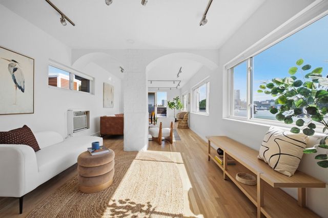 98 Allston Street 3, Cambridge, MA 02139
