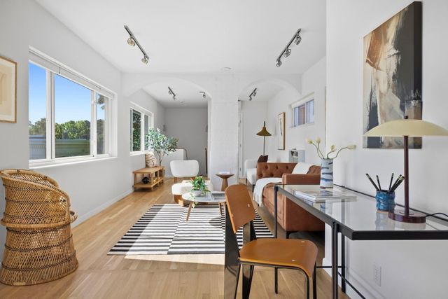 98 Allston Street 3, Cambridge, MA 02139