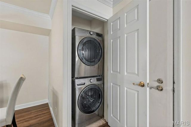 530 Nirk Avenue F, St Louis, MO 63122