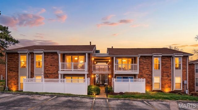 530 Nirk Avenue F, St Louis, MO 63122