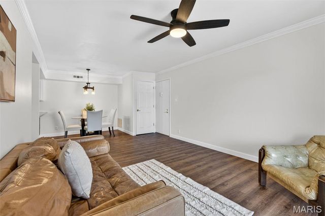 530 Nirk Avenue F, St Louis, MO 63122