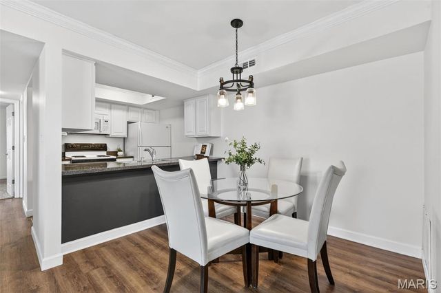 530 Nirk Avenue F, St Louis, MO 63122