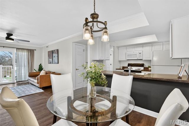 530 Nirk Avenue F, St Louis, MO 63122