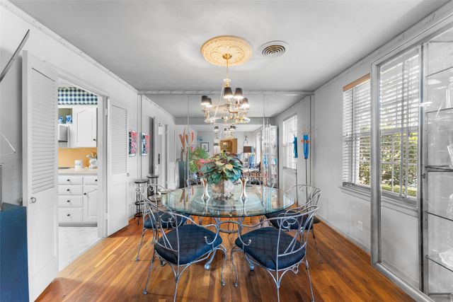 3432 Mapleleaf Lane, Dallas, TX 75233