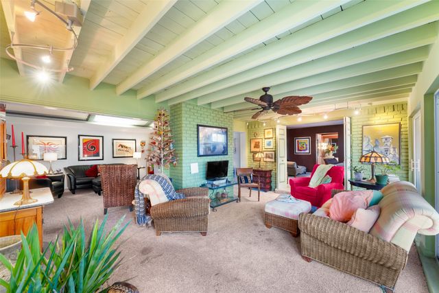 3432 Mapleleaf Lane, Dallas, TX 75233