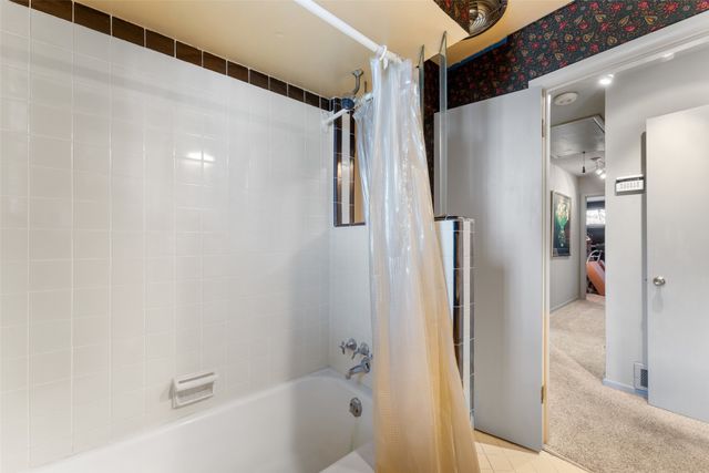 3432 Mapleleaf Lane, Dallas, TX 75233