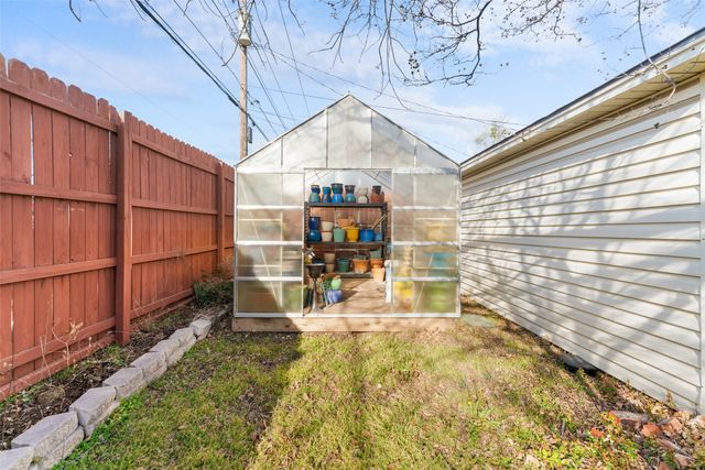 3432 Mapleleaf Lane, Dallas, TX 75233