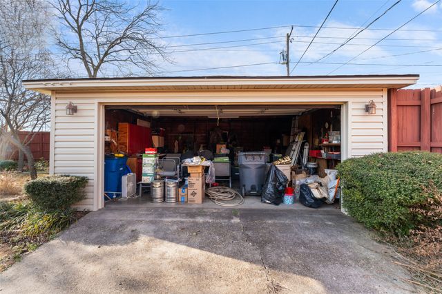 3432 Mapleleaf Lane, Dallas, TX 75233