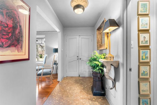 3432 Mapleleaf Lane, Dallas, TX 75233