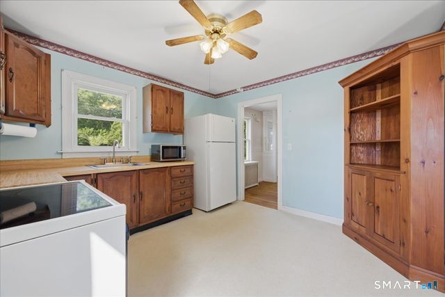 8 Mill Cove Road, Ledyard, CT 06335