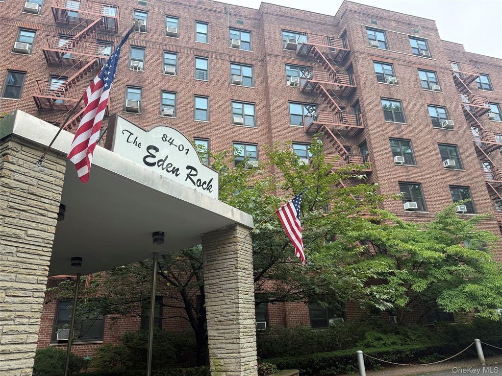 84-01 Main Street 618, Briarwood, NY 11435