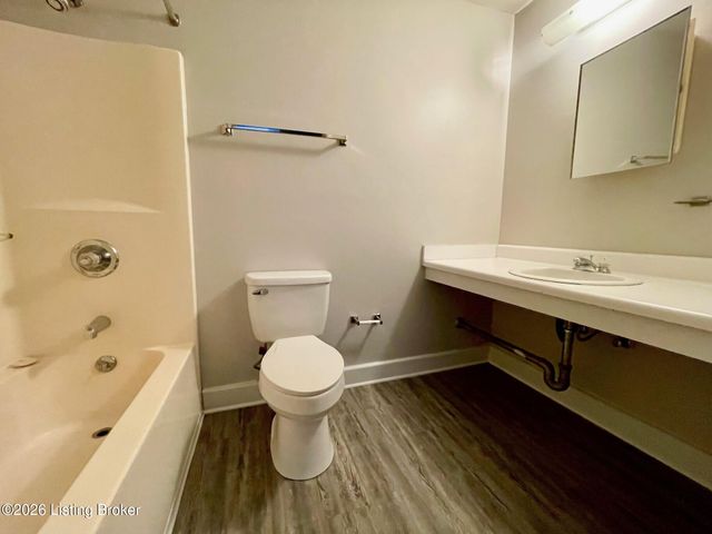 1107 E Kentucky St 10, Louisville, KY 40204