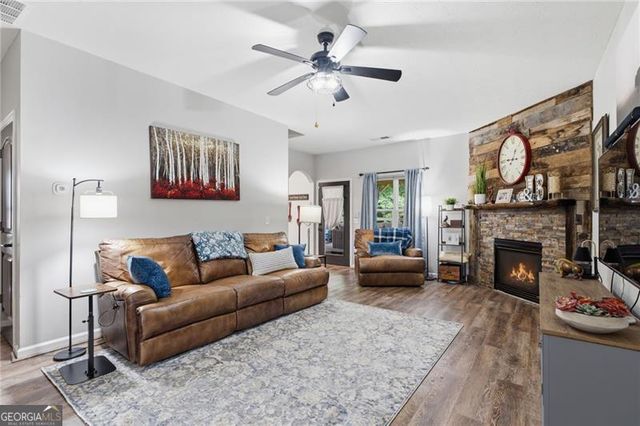 5068 Mcever View Drive, Sugar Hill, GA 30518