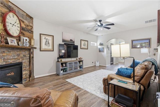 5068 Mcever View Drive, Sugar Hill, GA 30518