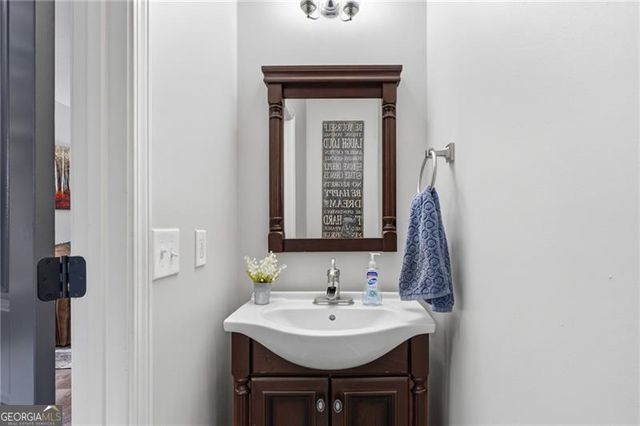 5068 Mcever View Drive, Sugar Hill, GA 30518