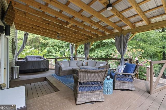 5068 Mcever View Drive, Sugar Hill, GA 30518