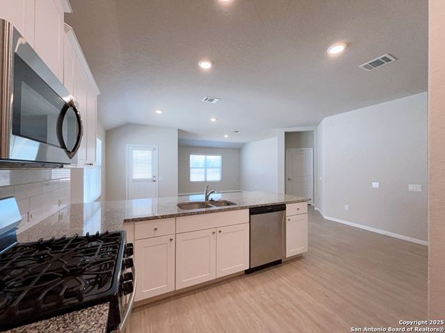 11922 Chipper Landing, San Antonio, TX 78221