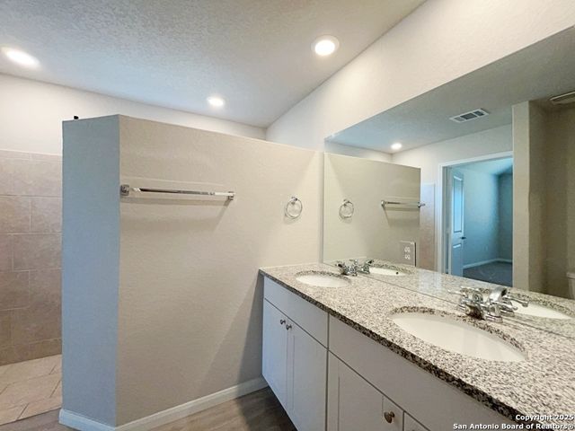11922 Chipper Landing, San Antonio, TX 78221