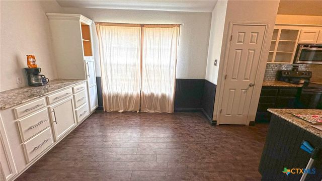 2006 Indian Camp Trail, Copperas Cove, TX 76522