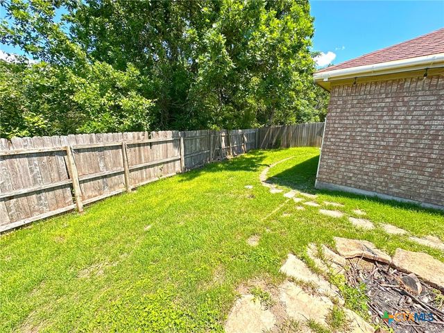 2006 Indian Camp Trail, Copperas Cove, TX 76522